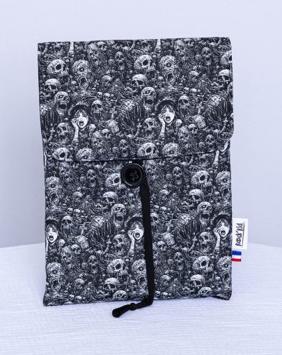 Pochette à livre grand format — Cauchemar de crânes