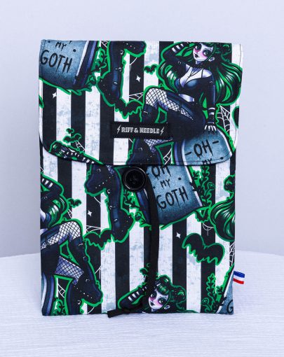 Pochette à livre grand format — Goth pinup