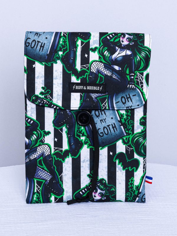 Pochette à livre grand format — Goth pinup