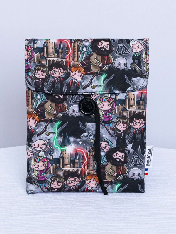 Pochette à livre petit format — École de sorciers