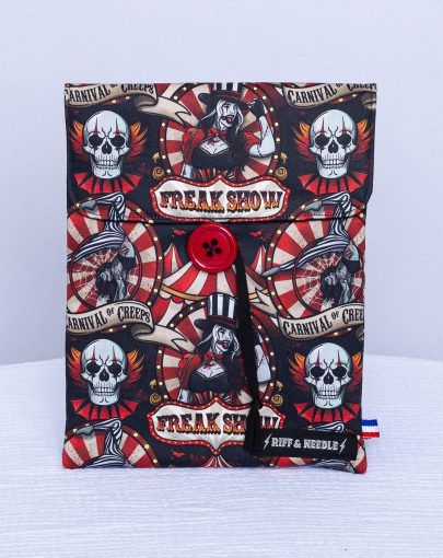 Pochette à livre petit format — Freak Show