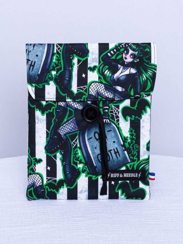 Pochette à livre petit format — Goth pinup