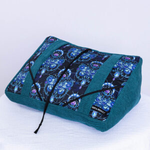 Coussin de lecture prêt à expédier — Papillons bijoux