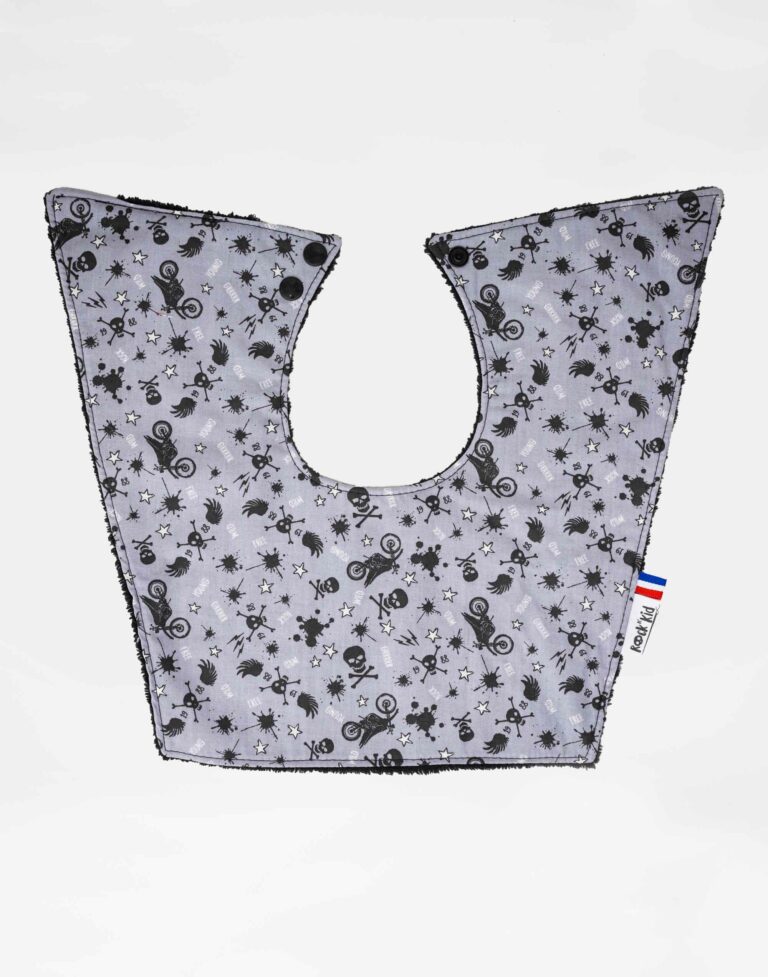 Bavoir cousu main en coton et éponge de bambou Oeko-Tex. Idéal cadeau de naissance.