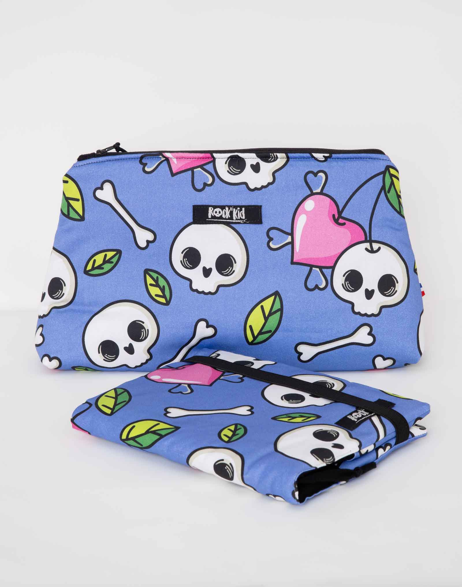 Grande trousse de toilette et protège carnet de santé, motif skull et cerises bleue, cousus main en France